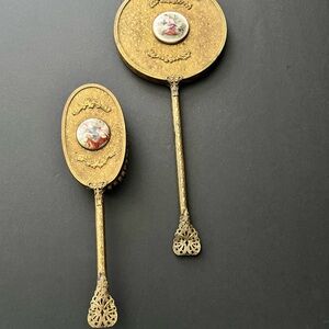 Elegant Gold Vanity Set with Ornate Design